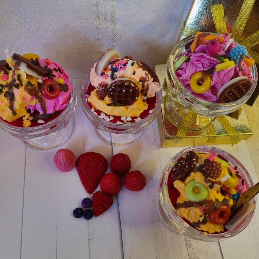 Hand mande Candles - Picture 11 of 16